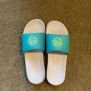 EYBL Peach Jam Slides